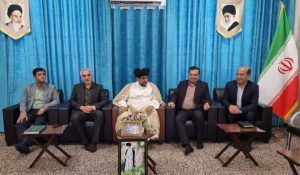 امام جمعه گناوه: خانواده‌ها در زمینه فرزندآوری حمایت شوند