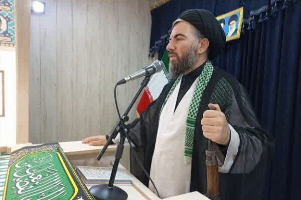 امام جمعه سرپل ذهاب: حمایت از تولید و کنترل بازار ضروری است