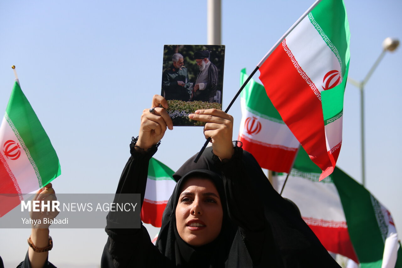 بازخوانی نقش دانشجو به‌عنوان مؤذن جامعه؛ روایت مطالبات دانشگاه رازی