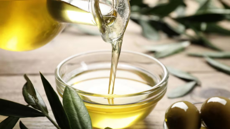 روغن زیتون برای چین و چروک