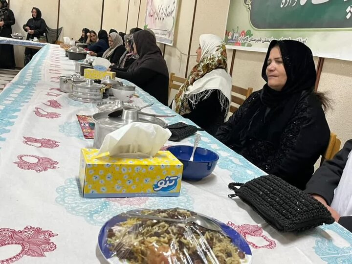 جشنواره غذاهای بومی در کامیاران؛گردهمایی زنان برای احیای سنتهای غذایی جشنواره غذاهای بومی در کامیاران؛گردهمایی زنان برای احیای سنتهای غذایی