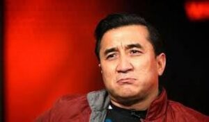 خداداد عزیزی ۵۱ میلیون تومان جریمه شد