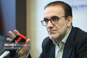 رئیس زاده: پرداخت درمان از جیب مردم باید به کمتر از ۳۰ درصد برسد