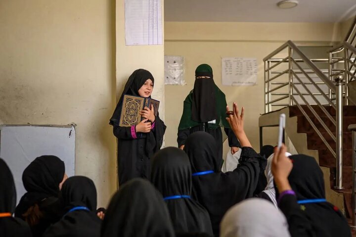 روایت یک کلاس خاموش/ تصویر دختر ۱۰ ساله افغان عکس سال ۲۰۲۵ یونیسف شد+ عکس روایت یک کلاس خاموش/ تصویر دختر ۱۰ ساله افغان عکس سال ۲۰۲۵ یونیسف شد+ عکس