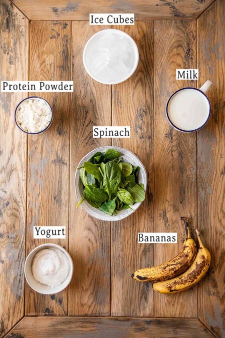 اسموتی اسفناج و موز رژیمی