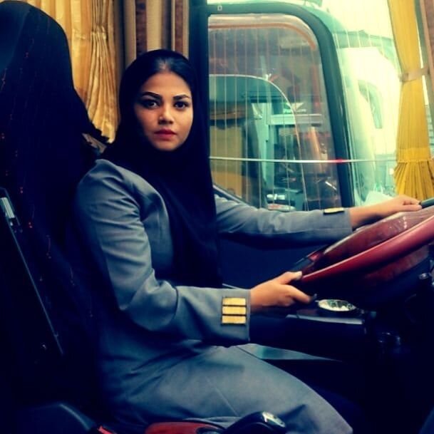 فرمان در دستان  دو زن؛ جاده تهران از نگاه راننده نمونه خراسان شمالی