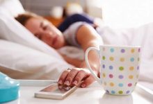 نوشیدنی میوهای که بهعنوان جایگزینی ترند برای قهوه مطرح شده، شروعی آرامتر و صبحهایی پرانرژیتر عادت های صبحگاهی برای کاهش وزن