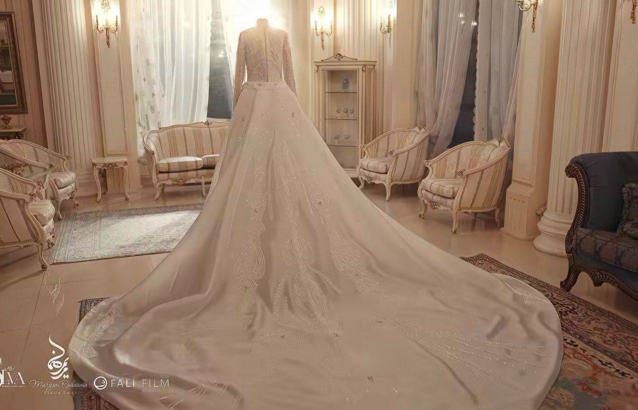 نگاهی به لباس عروس مریم مومن / خانم بازیگر با لباس عروس ترند سلطنتی درخشید + عکس نگاهی به لباس عروس مریم مومن / خانم بازیگر با لباس عروس ترند سلطنتی درخشید + عکس