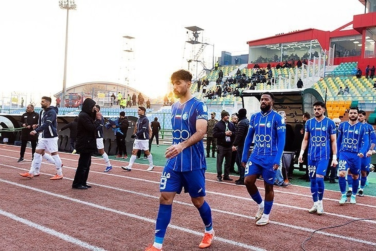 پنجره زمستانی استقلال بسته شد!