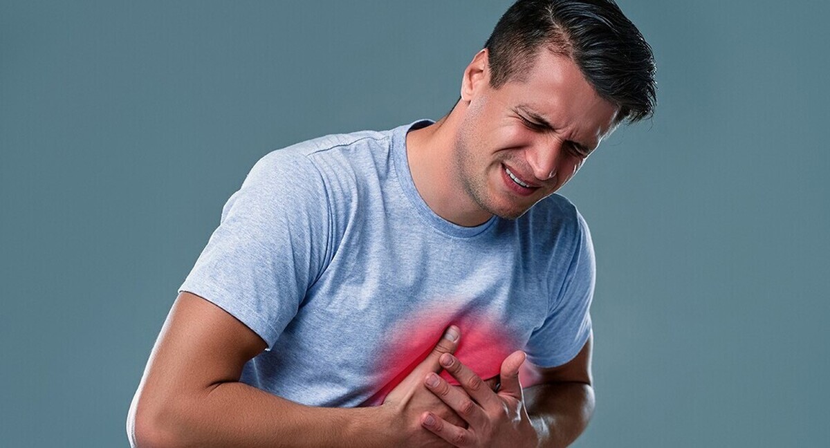 از سوزش معده تا حمله قلبی / نشانه‌های خاموش حمله قلبی را بشناسید