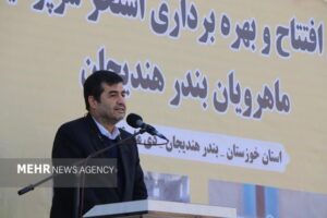 دنیا مالی: هیچ دانش‌آموزی در هندیجان نباید ناآشنا با شنا باشد