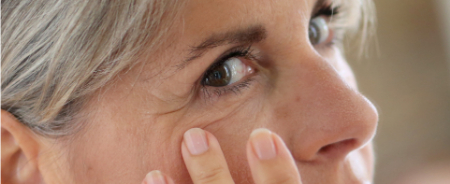 تغییرات در موقعیت پلک‌ها, علت پرش پلک چشم