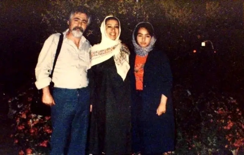 چهره دیده نشده ماهایا پطروسیان ۱۴ ساله در سفر خانوادگی به مشهد