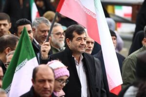 حضور وزیر ورزش در راهپیمایی ۲۲ بهمن