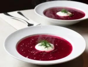 طرز تهیه سوپ چغندر با رنگی وسوسه‌انگیز و طعمی فراموش‌نشدنی