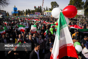 مدیرکل تبلیغات اسلامی فارس ازحضور مردم در راهپیمایی ۲۲بهمن قدردانی کرد