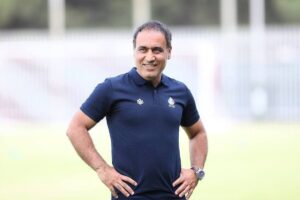 مشکلات تیم اماراتی / مهدوی‌کیا در لیگ دسته یک ناکام ماند