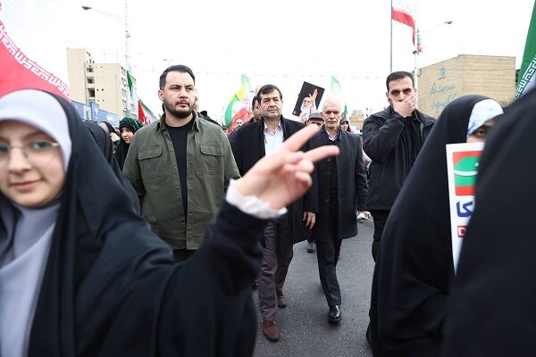 حضور گسترده جامعه ورزش در راهپیمایی ۲۲ بهمن