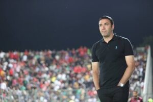 واکنش نکونام به شایعه بازگشت به استقلال / سکوت نکونام شکست