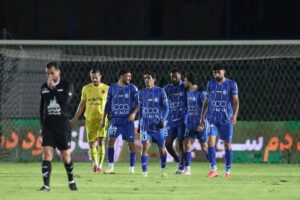 چه کسی سرمربی جدید استقلال است؟