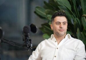 استوری جالب علی ضیا برای این روز‌ها جلب توجه کرد+ عکس