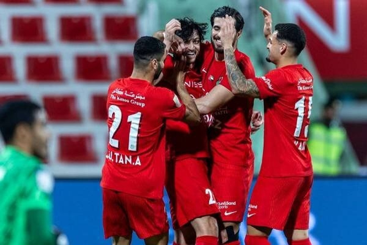 سردار آزمون شباب الاهلی در لیگ امارات را صدرنشین کرد