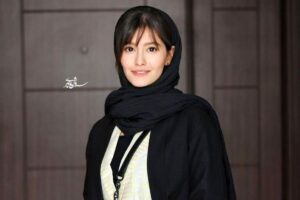 پردیس احمدیه در لباس نیرو‌های هلال احمر+ عکس