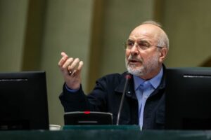 پیام رئیس مجلس در آستانه برگزاری مراسم تشییع جمعی از مردم و فرماندهان شهید