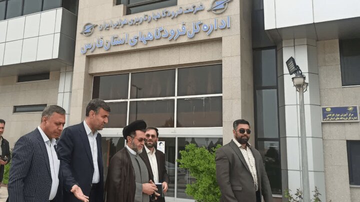 استفاده از ظرفیت‌های قانونی برای بازگشت فرودگاه شیراز به مسیر خدمت