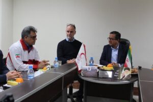 ایثارگری نیروهای هلال احمر ایران ستودنی است