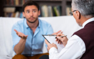 تسهیل دسترسی مردم به خدمات سلامت روان در جنگ رمضان