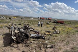 جزئیات تصادف یک تریلی با خودرو حامل اتباع خارجی/ ۹ کشته در پی تصادف تریلی و پژو ۴۰۵ در جاده کرمان