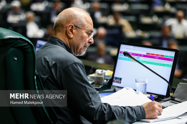 حمایت قاطع ۲۶۱ نماینده مجلس از هیئت مذاکره‌کننده و قالیباف