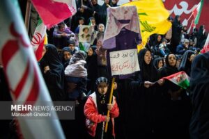 شبهای اقتدار؛ روایتی از صحنه‌گردانی تربیت یافتگان «مکتب روح الله»