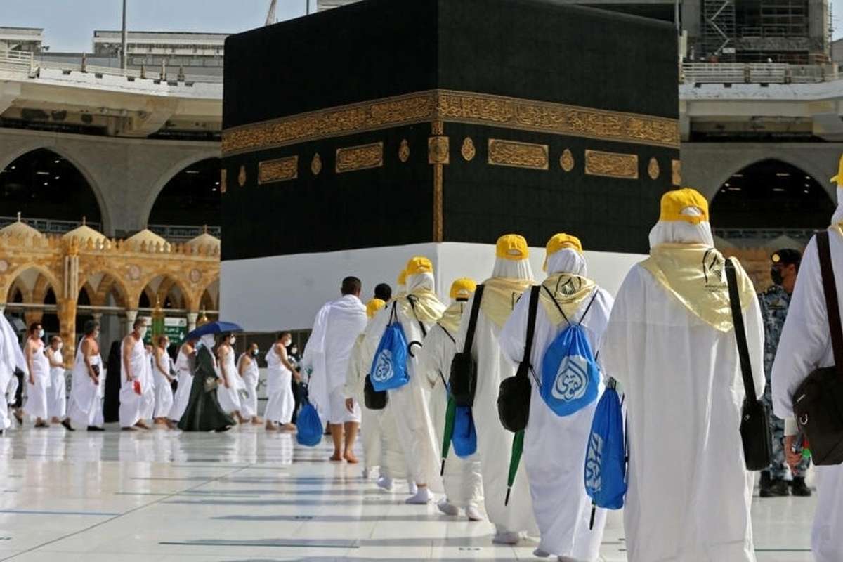 ورود اولین کاروان حج ۱۴۰۵ به مدینه