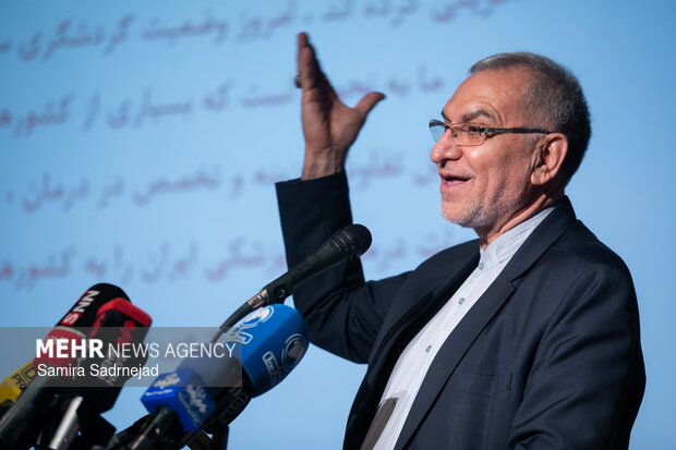 عین‌اللهی: پوشش بیمه‌ای دهک‌های پایین از اقدامات مهم دولت سیزدهم بود