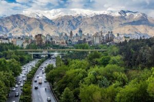 هوای تهران در وضعیت قابل قبول است