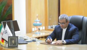 کارگران ایرانی در خط مقدم جهاد اقتصادی ایستاده‌اند