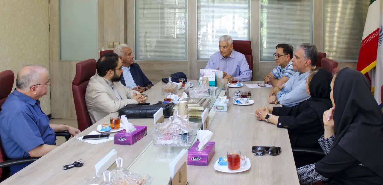 دکتر سیامک شریفیان رئیس مجمع انجمن‌های علمی گروه پزشکی اصفهان شد