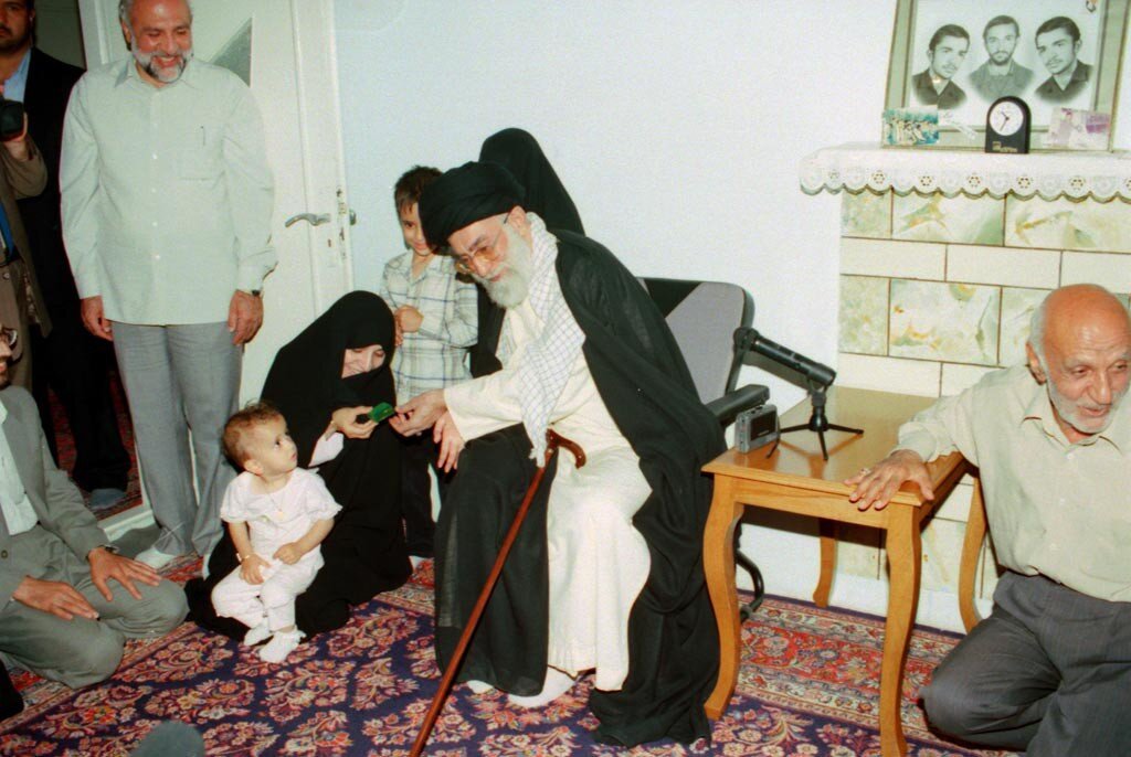 سفر عشق به دارالمجاهدین؛ وداع با رهبری که دلها را برد سفر عشق به دارالمجاهدین؛ وداع با رهبری که دلها را برد