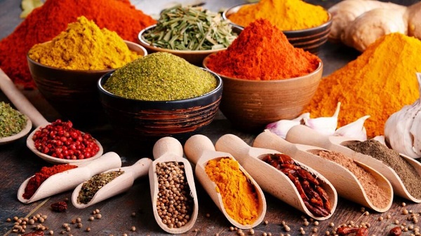 اگر مدام یبوست دارید از خوردن این ادویه ها غافل نشوید