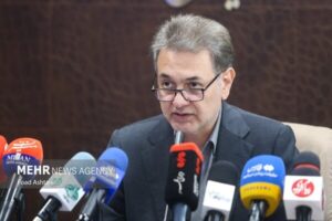 بیمه سلامت از خیرین برای بیماران صعب‌العلاج کمک می‌گیرد