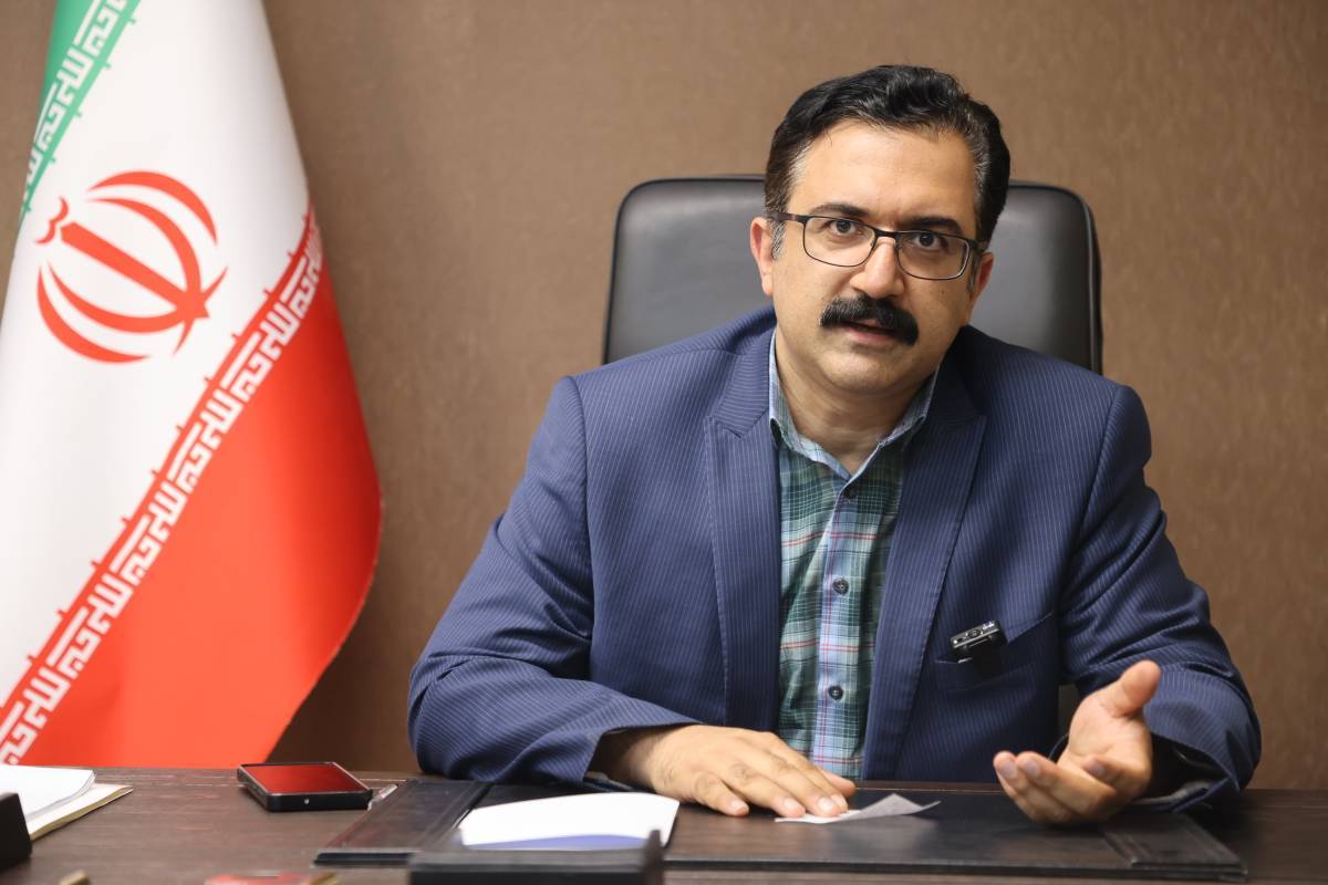 دکتر باقریان: باید نگاه به رزیدنت‌ها از «نیروی کار ارزان‌قیمت» به «سرمایه انسانی نظام سلامت» تغییر کند