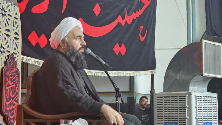 صداقت: مقاومت ملت ایران ریشه در مکتب امام حسین(ع) دارد