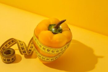 آیا همه افراد می‌توانند از آمپول لاغری استفاده کنند؟