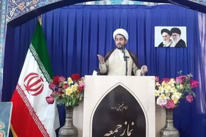 تداوم حماسه خیابانی در گرو برنامه با مردم است