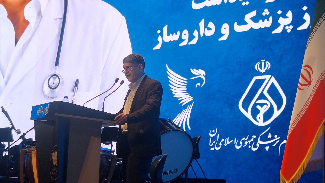 رئیس شورای عالی نظام پزشکی: تحریم دارو جنایت جنگی و جنایتی علیه بشریت است