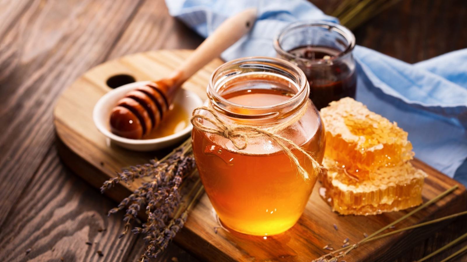 عسل برای رفلاکس معده مفید است یا علائم را تشدید می‌کند؟