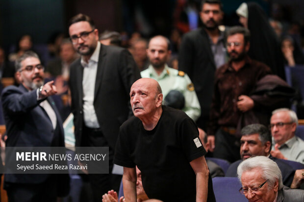 تجلیل از برگزیدگان رادیو در اختتامیه پژواک پنجم