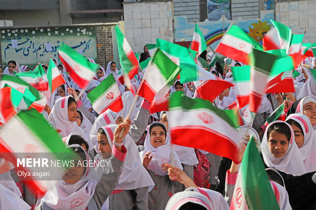 یک گام تا مهر؛ مدارس دزفول آماده میزبانی از دانش‌آموزان